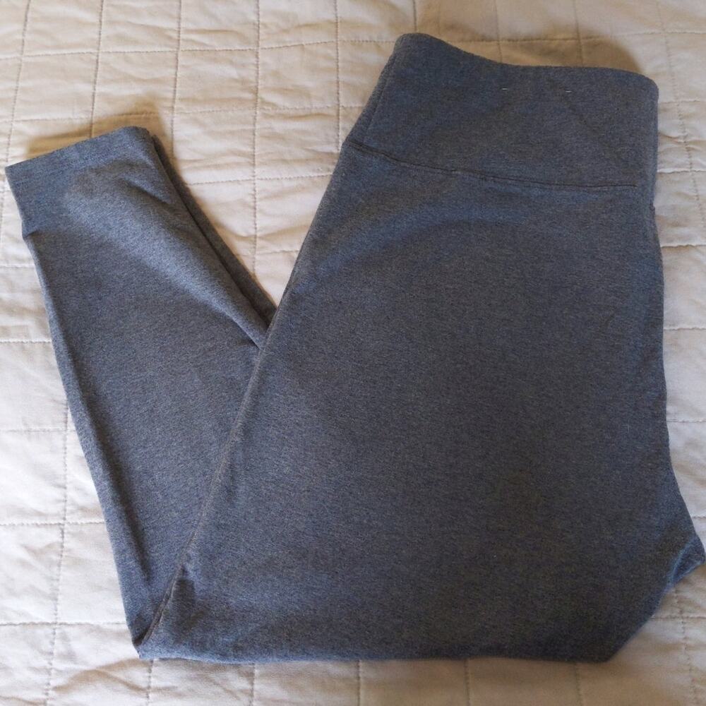Soft Surroundings Women's Petite XL Gray Pull On Leggings Capri Elastic EUC - Picture 4 of 6